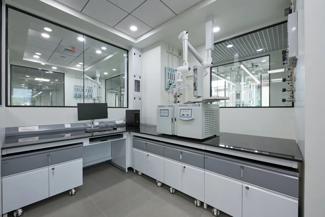 Instrument room with GC/MS analytical equipment and viewing windows