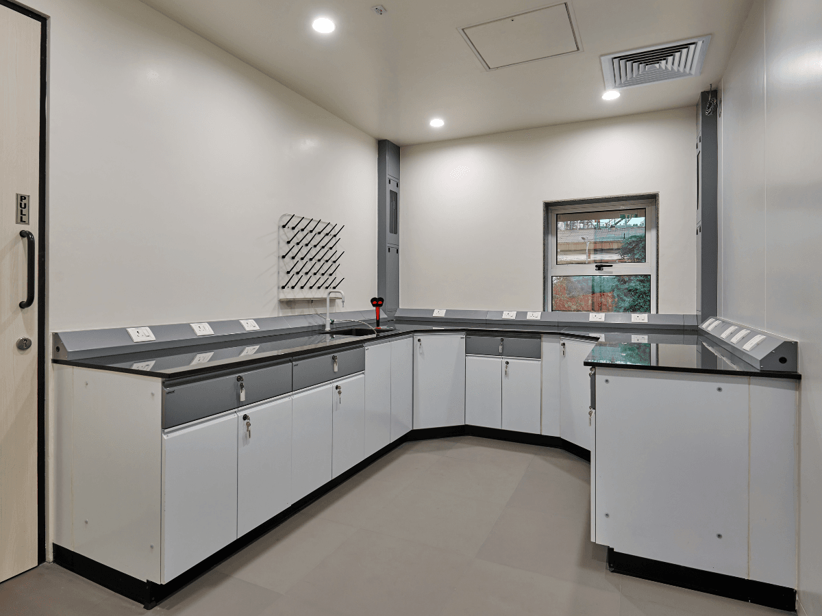 Chemical Engineering Company, Ambernath, Thane - Lab Granite Tables, Eye Wash Showers, Pegboards, Taps - Lab Interior Design