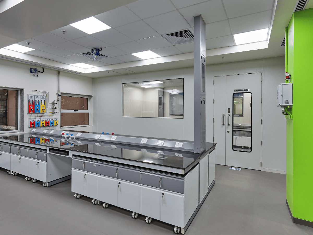 Chemical Engineering Company, Ambernath, Thane - Lab Granite Tables and Cabinets - Lab Office Interior