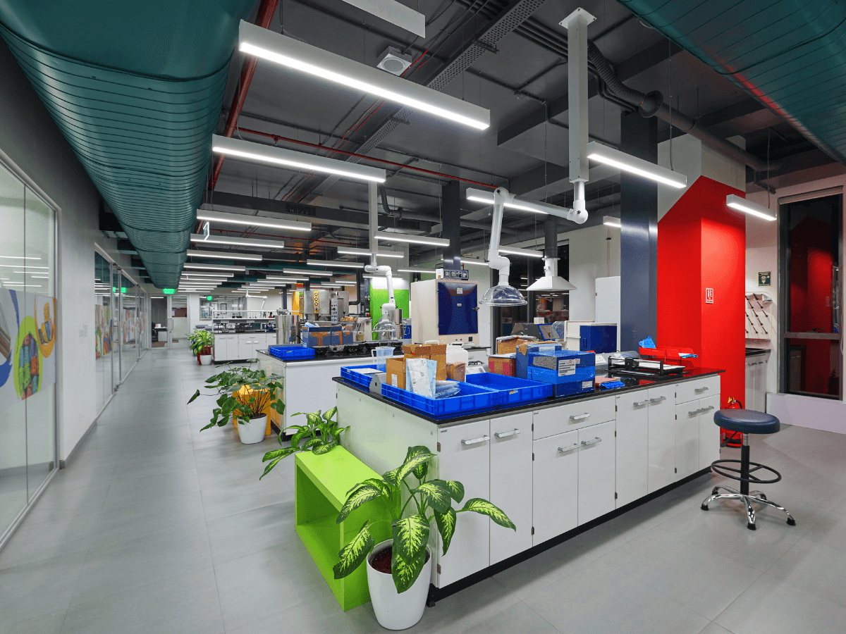 Specialty Chemical Company, Juinagar, Navi Mumbai - Granite Tables, Spot Extractors - Lab Office Architecture and Interior Design by Arena Consultants Specialty Chemical Company, Juinagar, Navi Mumbai - Granite Tables, Spot Extractors - Lab Office Architecture and Interior Design by Arena Consultants