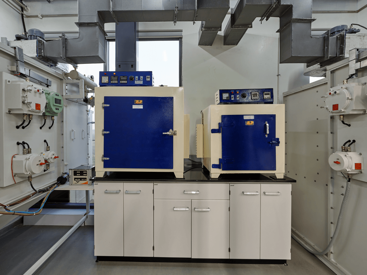 Specialty Chemical Company, Juinagar, Navi Mumbai - Lab Furniture - Lab Architecture and Interior Design by Arena Consultants