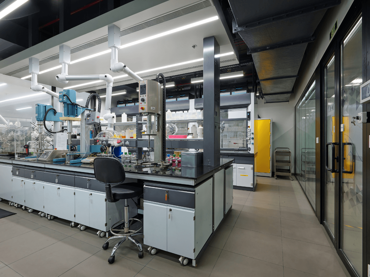 Specialty Chemicals Company, Juingar, Navi Mumbai, Maharashtra - Lab furniture and sport extractors - Lab Office Architecture and Interior Design by Arena Consultants