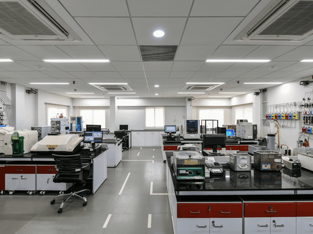 Analytical Lab - Chemical Manufacturer in Pune - Lab Architecture and Interior design by Arena Consultants