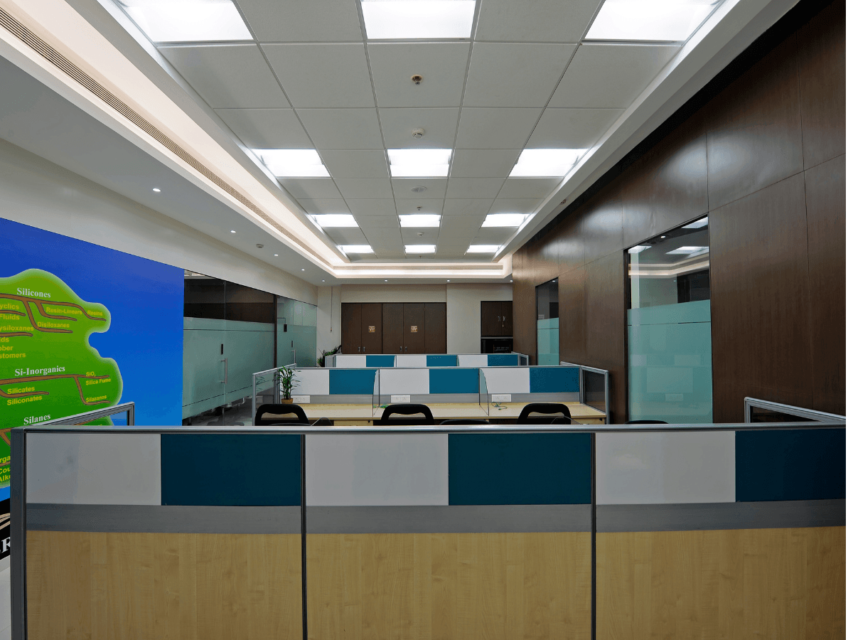 Office workstation area - Chemical Manufacturer in Mumbai - Lab Architecture and Interior design by Arena Consultants